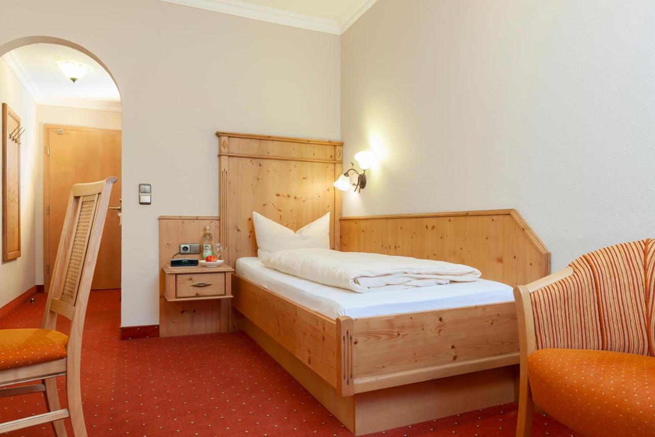 Hotel Zur Post روهردورف المظهر الخارجي الصورة